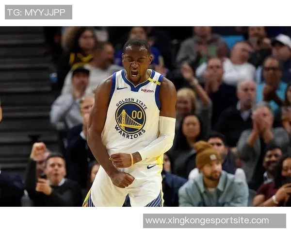 库明加展现天赋与潜力防守与切入是勇士成功的关键在于持续性表现 库明加展现天赋与潜力防守与切入是勇士成功的关键在于持续性表现