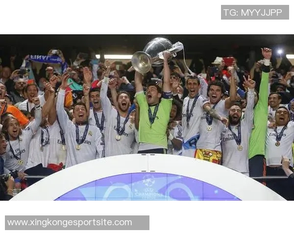 博阿斯感恩波尔图全体成员的奉献与热情展现团队精神