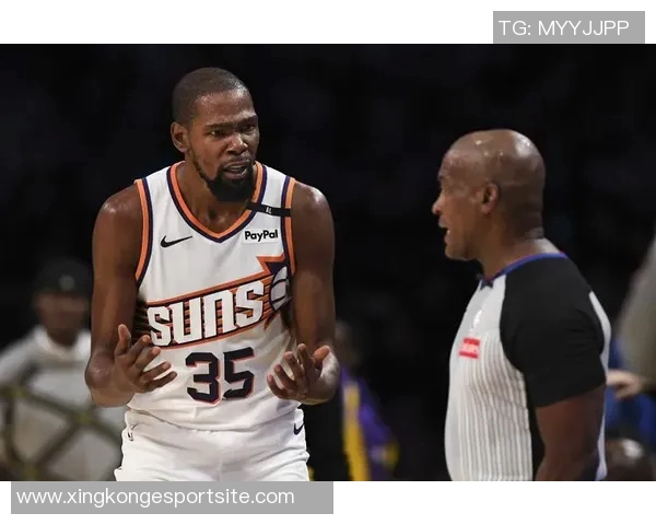 杜兰特谈大个阵容优势上赛季表现令人满意